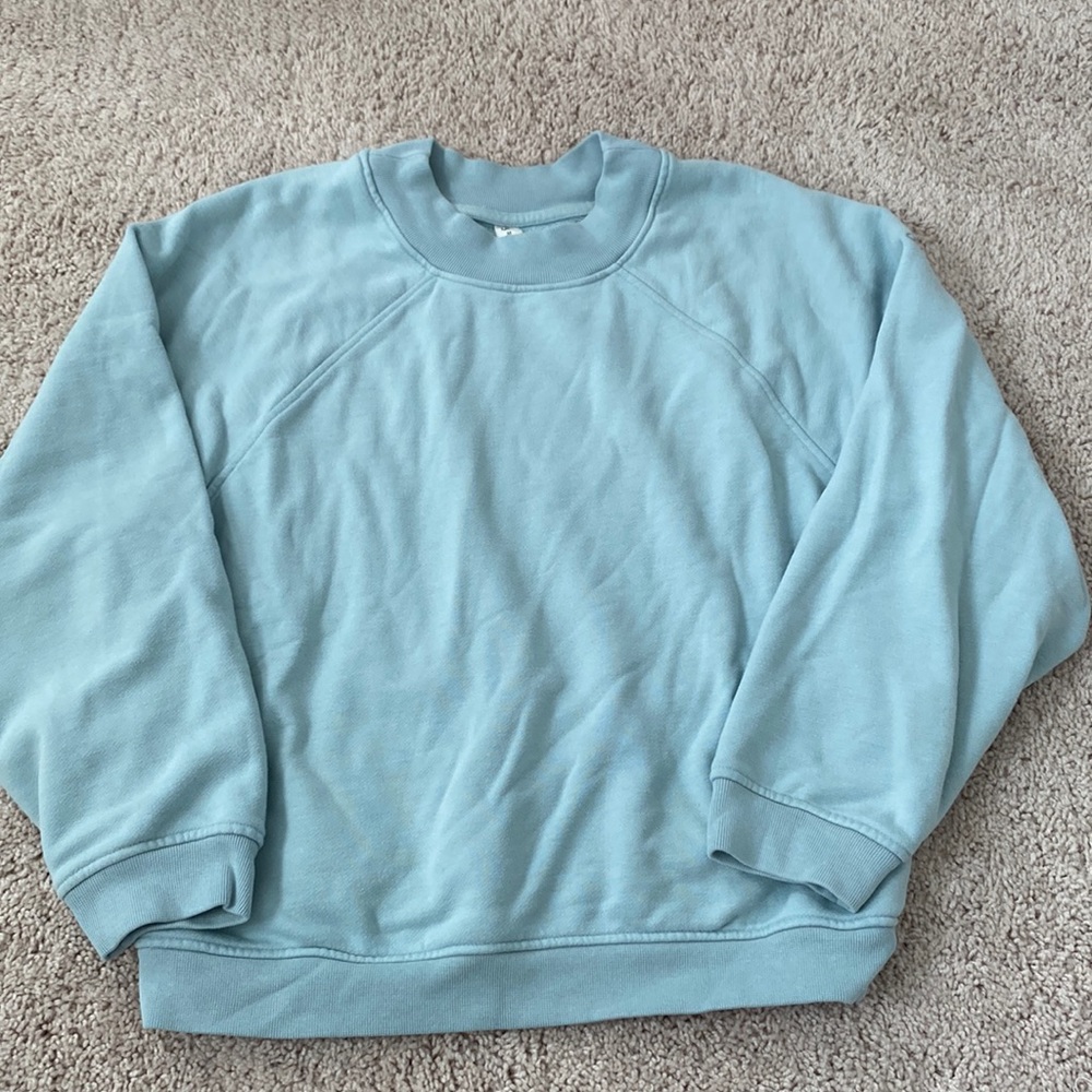 Blue crew neck from ALO yoga
